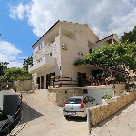 Apartments Pivac - Lokva Rogoznica Bagian luar foto