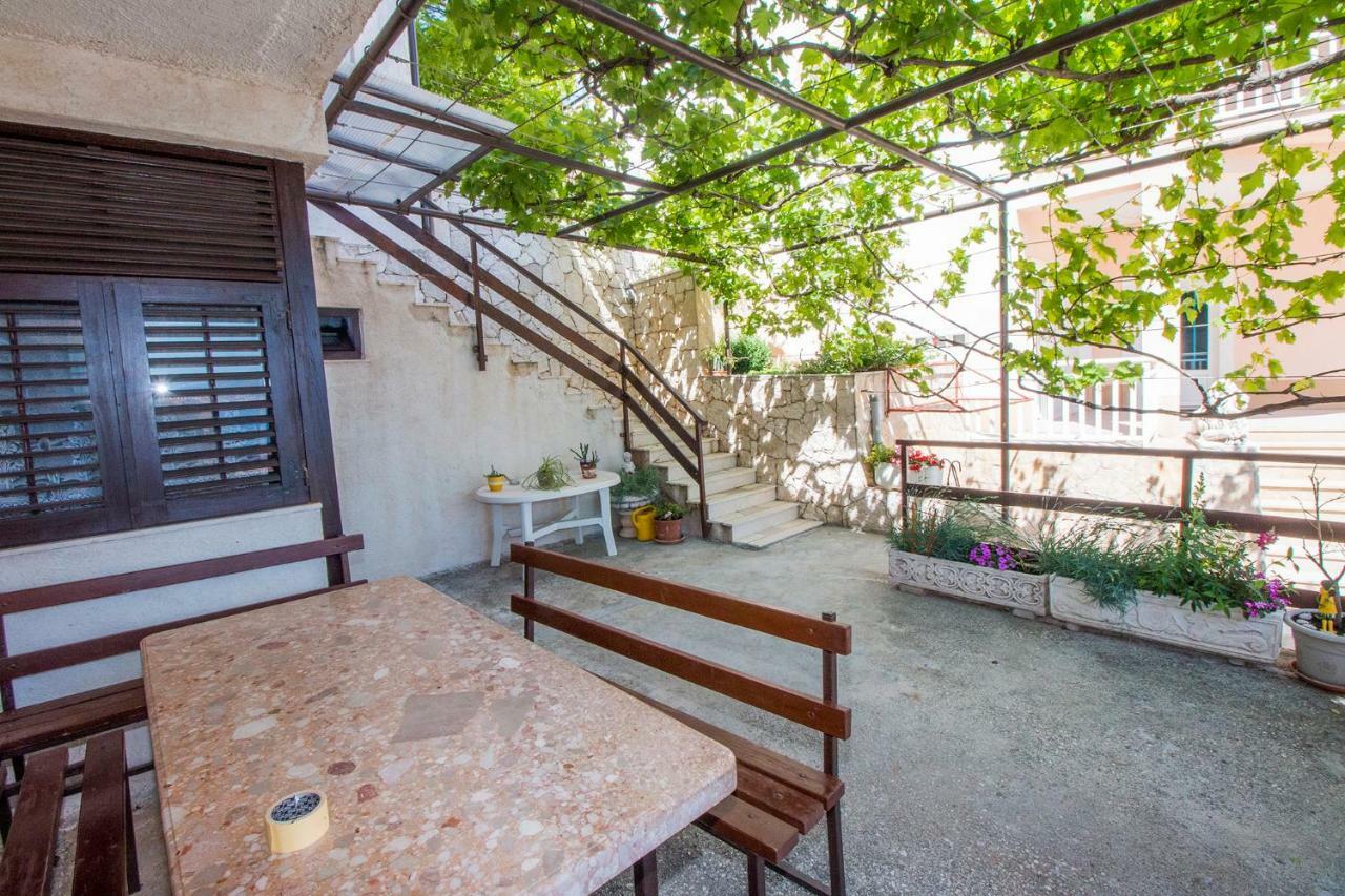 Apartments Pivac - Lokva Rogoznica Bagian luar foto